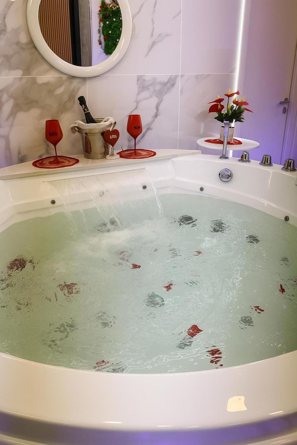 Hébergement de vacances Luxury Jacuzzi 